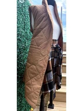 NWT Puffer Vest, SIze M